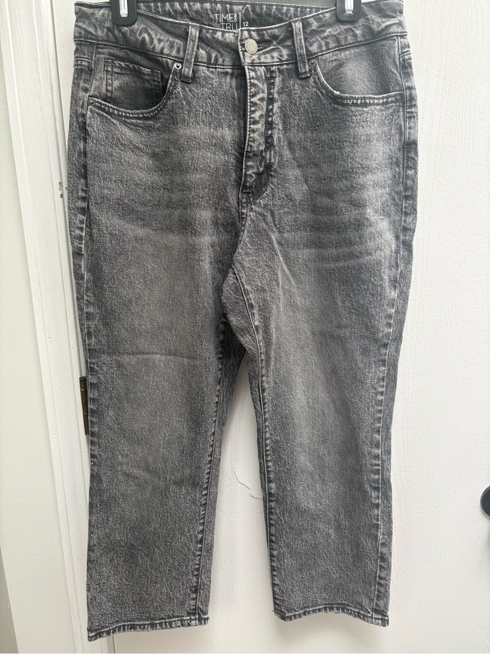 Time and Tru Women's Washed Gray Straight Leg Jeans - super comfy and great colo